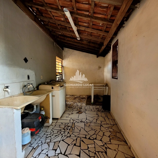 CASA À VENDA COM 03 DORMS. SENDO UMA SUÍTE NO BAIRRO LABIENOPOLIS.: 9ª foto da galeria de imagens do imóvel
