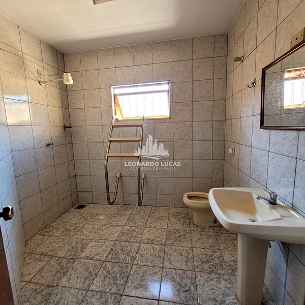 CASA À VENDA COM 03 DORMS. SENDO UMA SUÍTE COM 640 M² DE TERRENO.: 20ª foto da galeria de imagens do imóvel