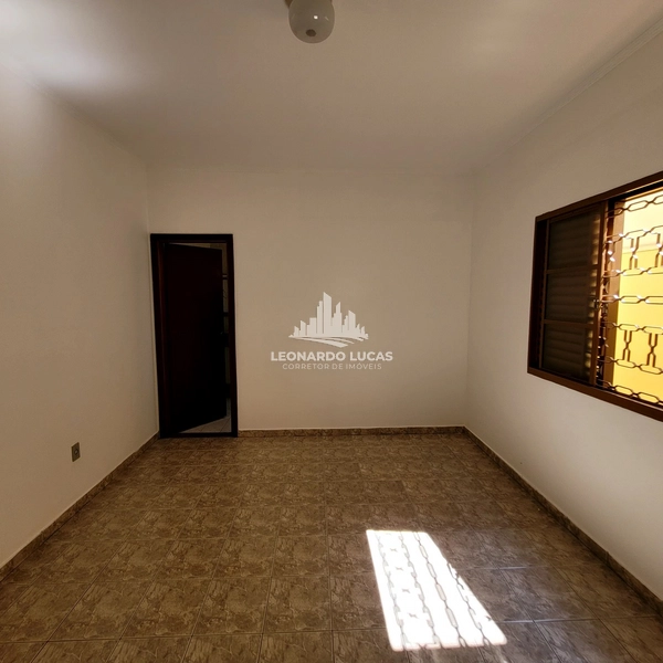 CASA À VENDA COM 03 DORMS. SENDO UMA SUÍTE COM 640 M² DE TERRENO.: 12ª foto da galeria de imagens do imóvel