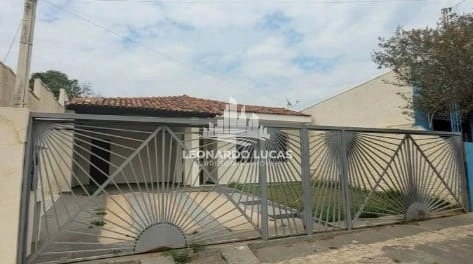 CASA DISPONÍVEL À VENDA COM 3 DORMS. SENDO UMA SUÍTE NA REBELO: 1ª foto da galeria de imagens do imóvel