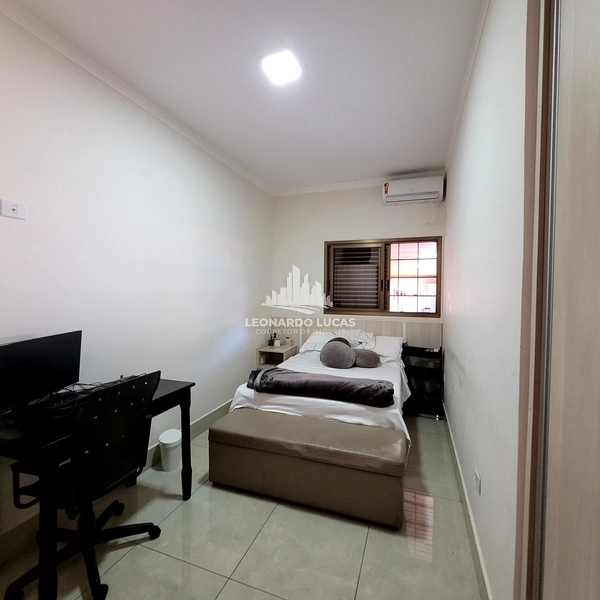 CASA NO CENTRO DISPONIVEL PARA VENDA COM 04 DORMITORIOS: 7ª foto da galeria de imagens do imóvel
