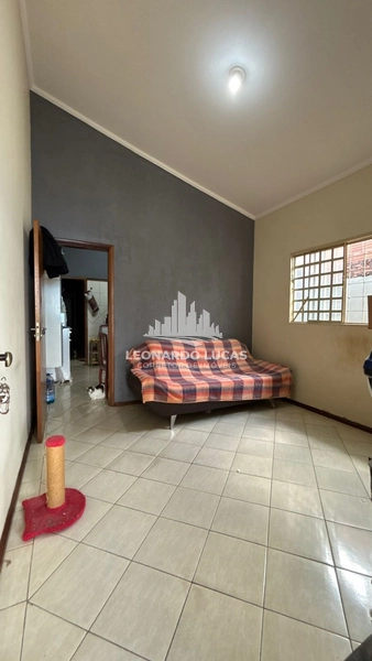 CASA À VENDA COM 02 DORMITÓRIOS NO LABIENOPOLIS POR 265 MIL!: 5ª foto da galeria de imagens do imóvel