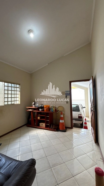 CASA À VENDA COM 02 DORMITÓRIOS NO LABIENOPOLIS POR 265 MIL!: 6ª foto da galeria de imagens do imóvel