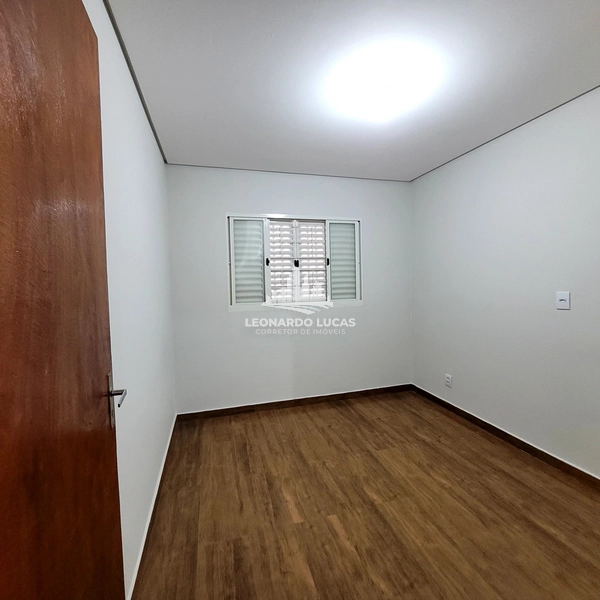CASA À VENDA COM 03 DORMS SENDO UMA SUÍTE NO BAIRRO MORADA DO SOL.: 3ª foto da galeria de imagens do imóvel