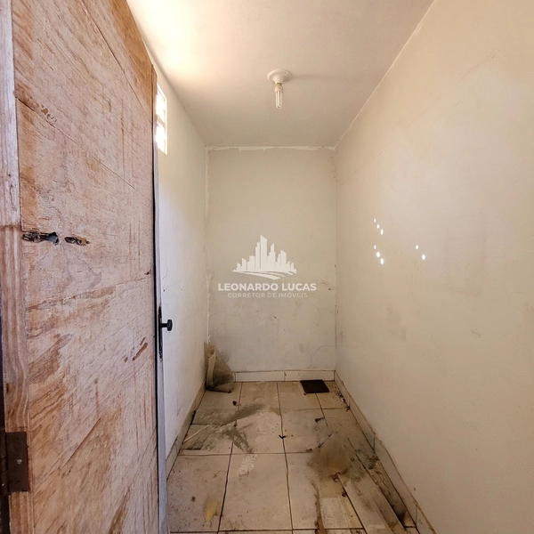 CASA À VENDA COM 02 DORMITÓRIOS SENDO UMA SUÍTE NO BAIRRO NOVA GARÇA.: 12ª foto da galeria de imagens do imóvel