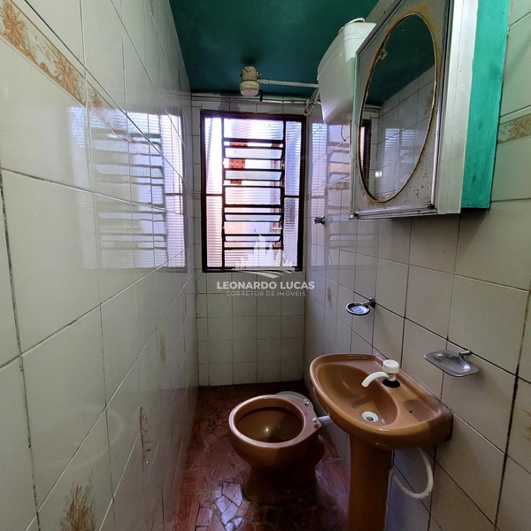 CASA À VENDA COM 03 DORMITÓRIOS SENDO UMA SUÍTE NO BAIRRO REBELO.: 7ª foto da galeria de imagens do imóvel