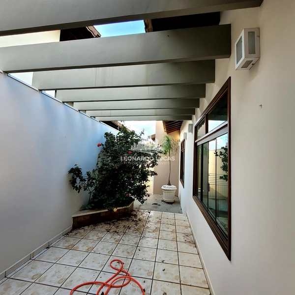 CASA MARAVILHOSA DISPONÍVEL PARA VENDA NO BAIRRO PORTAL DO LAGO!: 20ª foto da galeria de imagens do imóvel