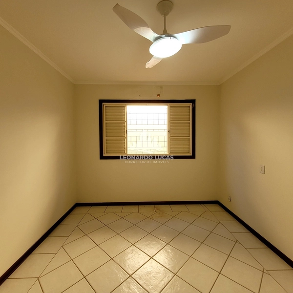 CASA MARAVILHOSA DISPONÍVEL PARA VENDA NO BAIRRO PORTAL DO LAGO!: 8ª foto da galeria de imagens do imóvel