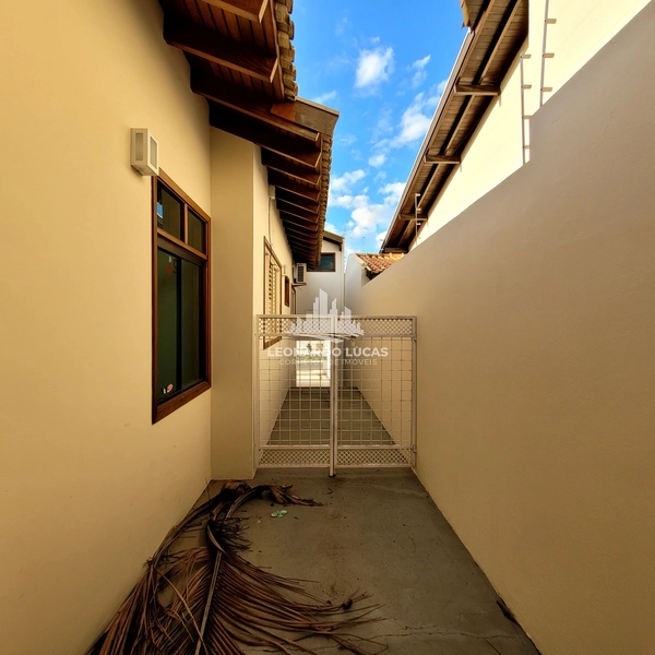 CASA MARAVILHOSA DISPONÍVEL PARA VENDA NO BAIRRO PORTAL DO LAGO!: 19ª foto da galeria de imagens do imóvel