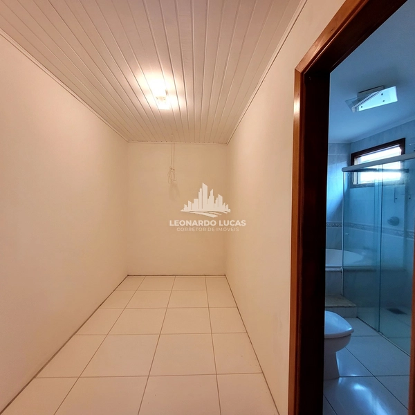 CASA MARAVILHOSA DISPONÍVEL PARA VENDA NO BAIRRO PORTAL DO LAGO!: 12ª foto da galeria de imagens do imóvel