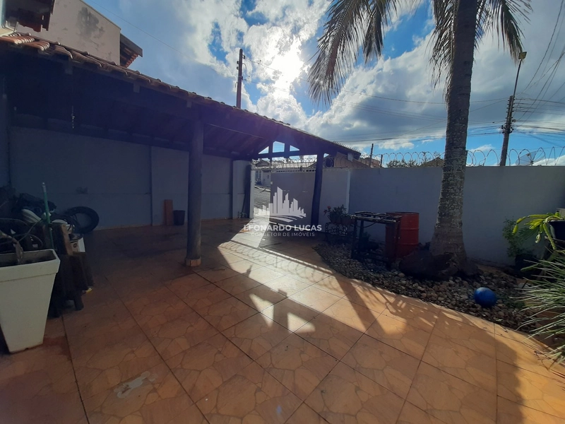 CASA DISPONÍVEL À VENDA COM 02 DORMS. SENDO UMA SUÍTE NO COMERCIARIOS!: 1ª foto da galeria de imagens do imóvel