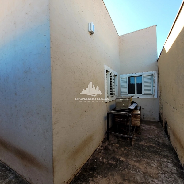 CASA DISPONÍVEL À VENDA COM TRÊS DORMITÓRIOS SENDO UMA SUÍTE JD BRASIL: 13ª foto da galeria de imagens do imóvel