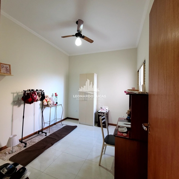 CASA DISPONÍVEL À VENDA COM TRÊS DORMITÓRIOS SENDO UMA SUÍTE JD BRASIL: 6ª foto da galeria de imagens do imóvel