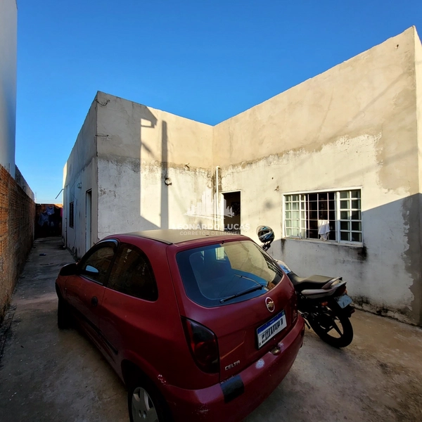 CASA DISPONÍVEL PARA VENDA COM TRÊS DORMITÓRIOS NO BAIRRO MONTE VERDE!: 2ª foto da galeria de imagens do imóvel