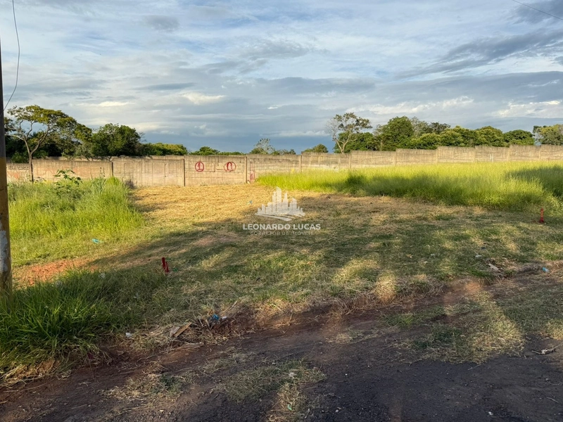 TERRENO DE 240 MTS À VENDA NO BAIRRO SÃO LUCAS POR R$ 50 MIL.: 4ª foto da galeria de imagens do imóvel