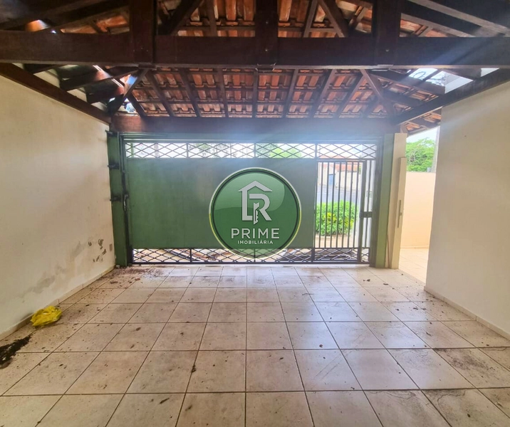 CASA DISPONÍVEL PARA VENDA COM DOIS DORMITORIOS E UM APARTAMENTO