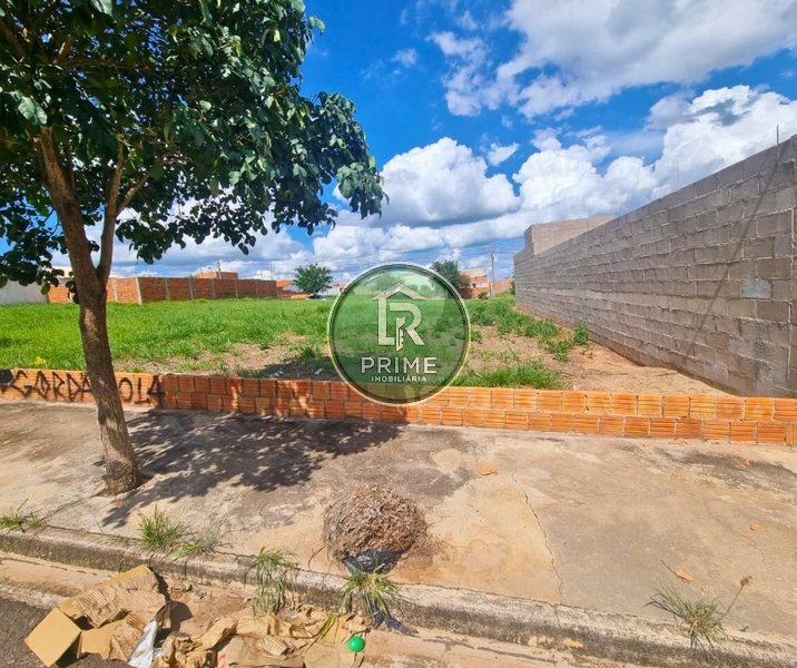 TERRENO DE 220M² DISPONÍVEL PARA VENDA NO BAIRRO ECOVILLE!