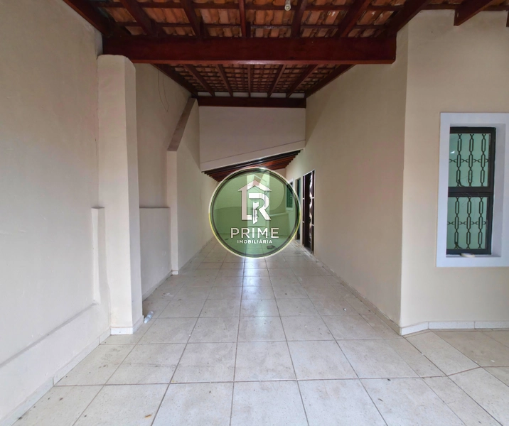 CASA DE TRÊS DORMITÓRIOS DISPONÍVEL PARA VENDA NO BAIRRO NOVA GARÇA.: 2ª foto da galeria de imagens do imóvel