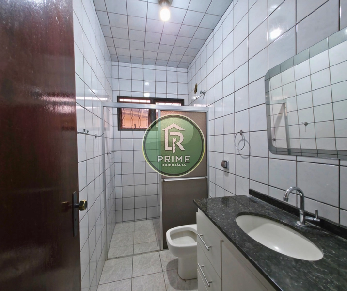 CASA DE TRÊS DORMITÓRIOS DISPONÍVEL PARA VENDA NO BAIRRO NOVA GARÇA.: 7ª foto da galeria de imagens do imóvel