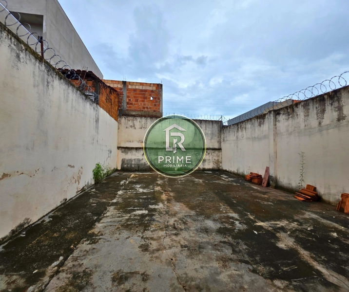 CASA DE TRÊS DORMITÓRIOS DISPONÍVEL PARA VENDA NO BAIRRO NOVA GARÇA.: 11ª foto da galeria de imagens do imóvel
