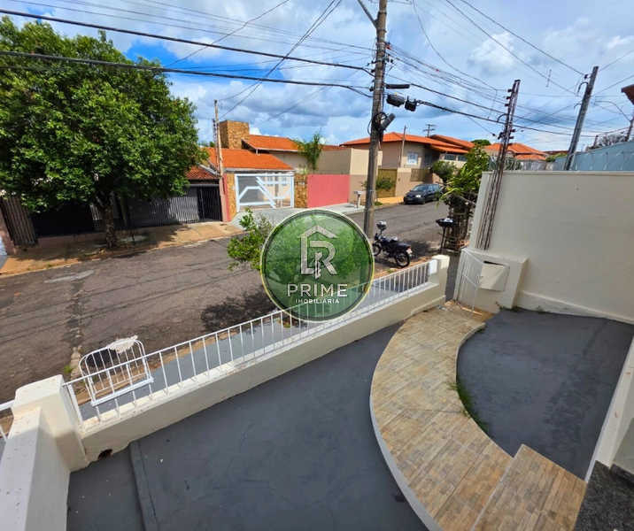 CASA DISPONÍVEL PARA VENDA COM TRÊS DORMITÓRIOS NA REBELO.: 3ª foto da galeria de imagens do imóvel