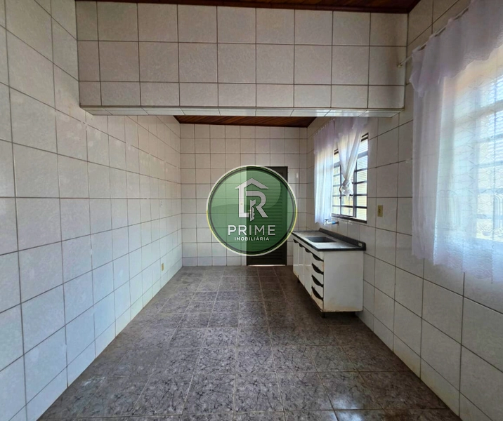 CASA DISPONÍVEL PARA VENDA COM TRÊS DORMITÓRIOS NA REBELO.: 6ª foto da galeria de imagens do imóvel