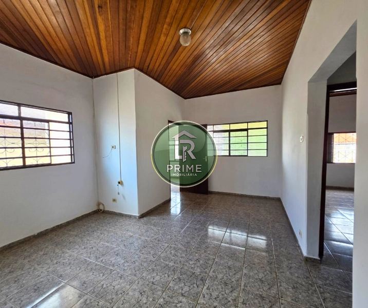 CASA DISPONÍVEL PARA VENDA COM TRÊS DORMITÓRIOS NA REBELO.: 5ª foto da galeria de imagens do imóvel