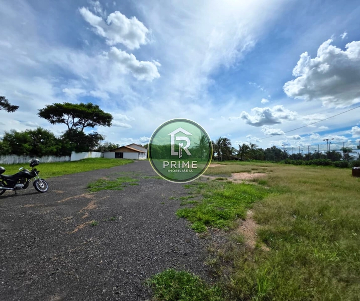 BARRACÃO COMERCIAL DE 6 MIL M² DISPONÍVEL PARA LOCAÇÃO EM GARÇA.: 2ª foto da galeria de imagens do imóvel