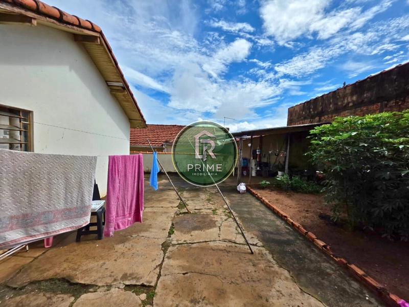 CASA COM 02 DORMITÓRIOS À VENDA NO BAIRRO GARÇA I: 10ª foto da galeria de imagens do imóvel