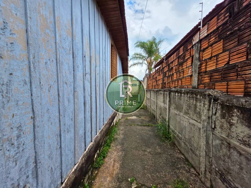 IMÓVEL COM DUAS CASAS À VENDA NO BAIRRO LABIENÓPOLIS: 3ª foto da galeria de imagens do imóvel