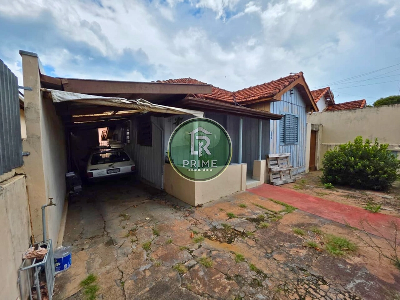 IMÓVEL COM DUAS CASAS À VENDA NO BAIRRO LABIENÓPOLIS: 2ª foto da galeria de imagens do imóvel