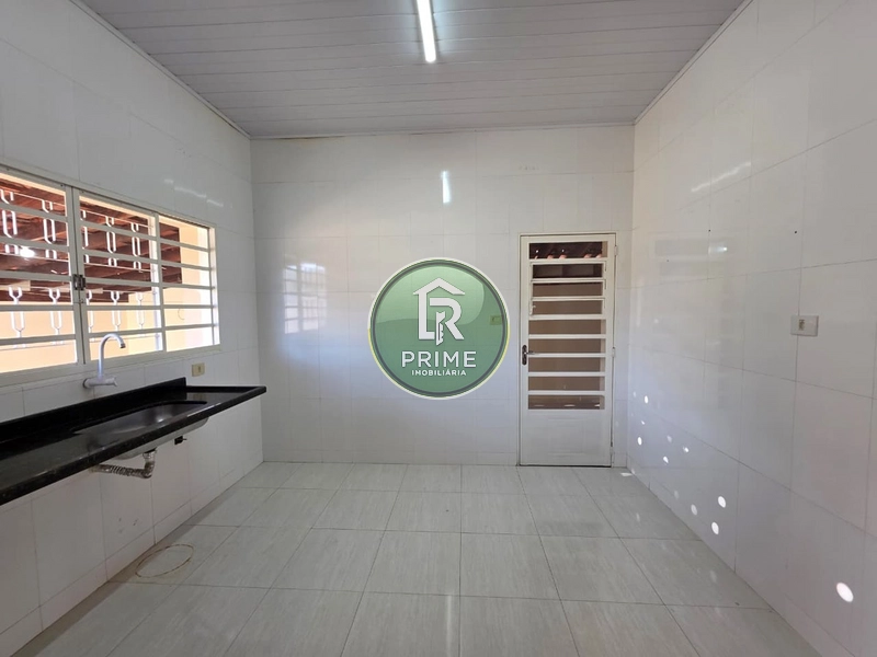 CASA À VENDA COM 02 DORMITÓRIOS (01 SUÍTE) NO BAIRRO REBELO – R$ 350: 4ª foto da galeria de imagens do imóvel