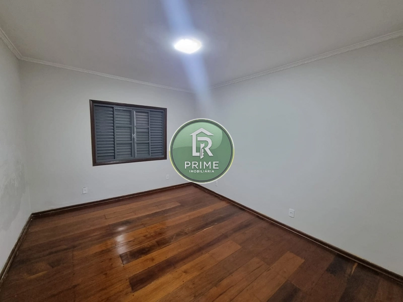 SOBRADO PARA LOCAÇÃO COM 04 DORMITÓRIOS (01 SUÍTE + 01 SUÍTE MASTER) N: 13ª foto da galeria de imagens do imóvel