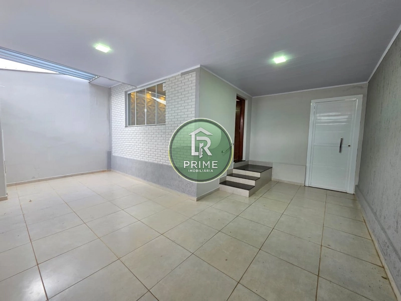 CASA COM 02 SUÍTES PARA LOCAÇÃO NO CENTRO – R$ 1.800 + IPTU: 2ª foto da galeria de imagens do imóvel