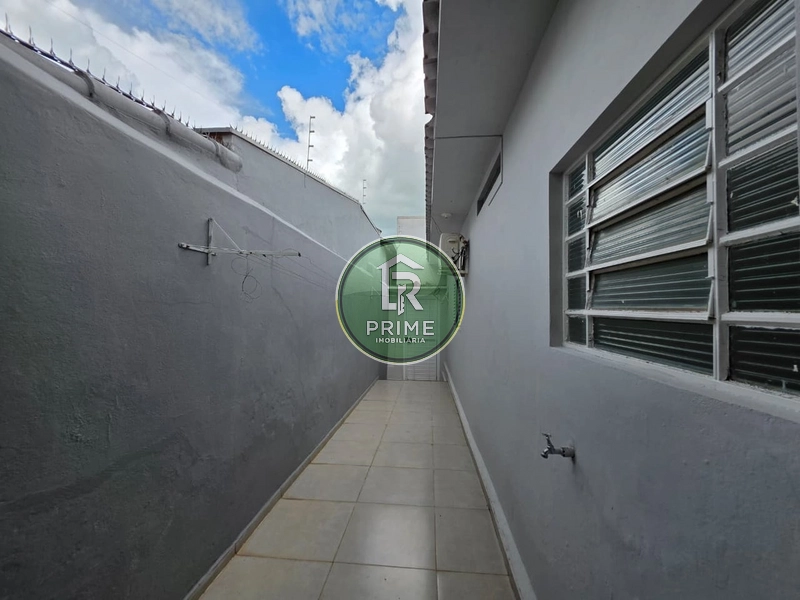 CASA COM 02 SUÍTES PARA LOCAÇÃO NO CENTRO – R$ 1.800 + IPTU: 12ª foto da galeria de imagens do imóvel