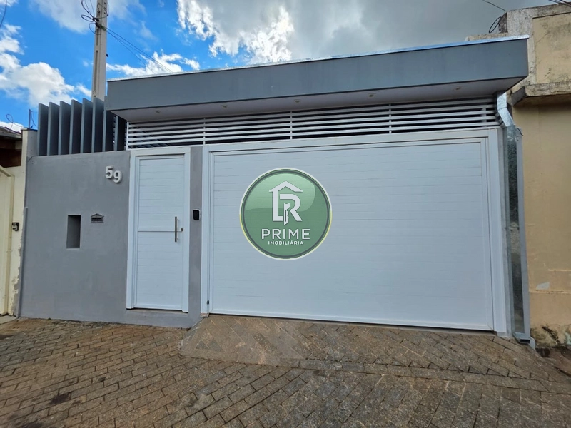 CASA COM 02 SUÍTES PARA LOCAÇÃO NO CENTRO – R$ 1.800 + IPTU: 1ª foto da galeria de imagens do imóvel