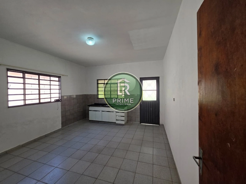 CASA DISPONIVEL PARA VENDA COM 03 DORM SENDO 01 SUITE NO COMERCIARIOS: 10ª foto da galeria de imagens do imóvel