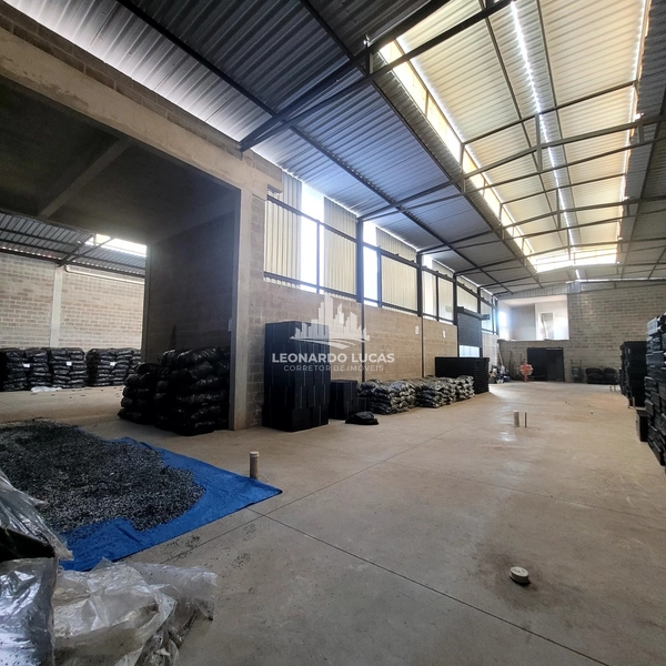 BARRACÃO INDUSTRIAL À VENDA COM 730,00 M² NO DISTRITO INDUSTRIAL.: 7ª foto da galeria de imagens do imóvel