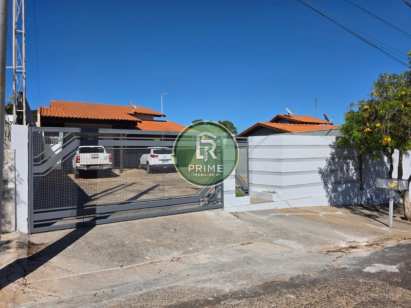 CASA À VENDA COM 03 DORMITÓRIOS (01 SUÍTE) NO BAIRRO LABIENÓPOLIS: 2ª foto da galeria de imagens do imóvel
