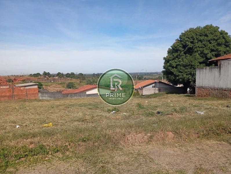 TERRENO DE 606,38 M² À VENDA NO BAIRRO NOVA GARÇA – R$ 120 MIL: 1ª foto da galeria de imagens do imóvel