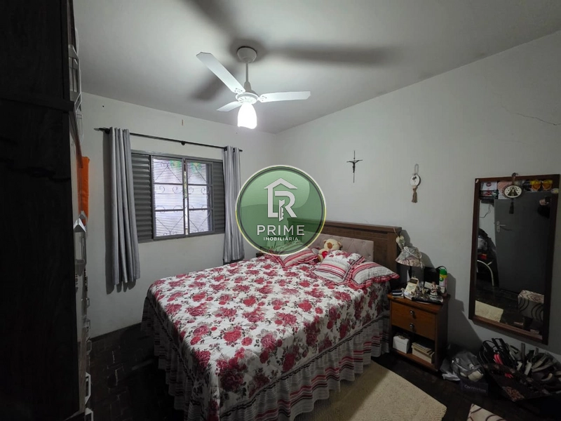 CASA COM 03 DORMITÓRIOS À VENDA NO BAIRRO MARIANA: 11ª foto da galeria de imagens do imóvel