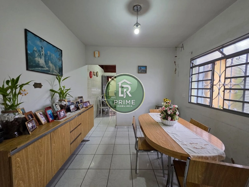 CASA COM 03 DORMITÓRIOS À VENDA NO BAIRRO MARIANA: 6ª foto da galeria de imagens do imóvel