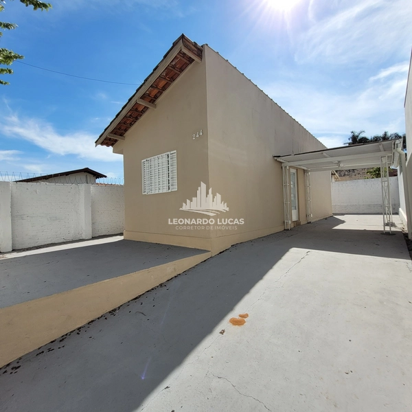 CASA DISPONÍVEL À VENDA DE DOIS DORMITÓRIOS NO BAIRRO LABIENOPOLIS: 2ª foto da galeria de imagens do imóvel