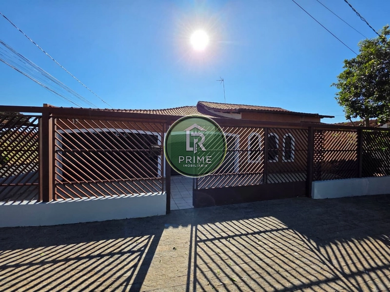 CASA PARA LOCAÇÃO COM 04 DORMITÓRIOS (01 SUÍTE) NO JARDIM SÃO LUCAS: 2ª foto da galeria de imagens do imóvel