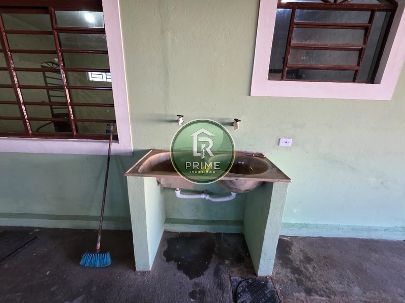 CASA PARA LOCAÇÃO COM 04 DORMITÓRIOS (01 SUÍTE) NO JARDIM SÃO LUCAS: 6ª foto da galeria de imagens do imóvel