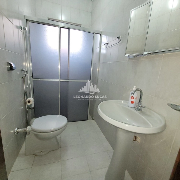 CASA À VENDA DE QUATRO DORMITÓRIOS NO BAIRRO REBELO: 5ª foto da galeria de imagens do imóvel
