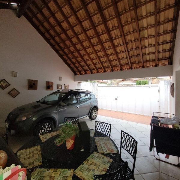 CASA DISPONÍVEL À VENDA NO BAIRRO WILLIAMS: 3ª foto da galeria de imagens do imóvel