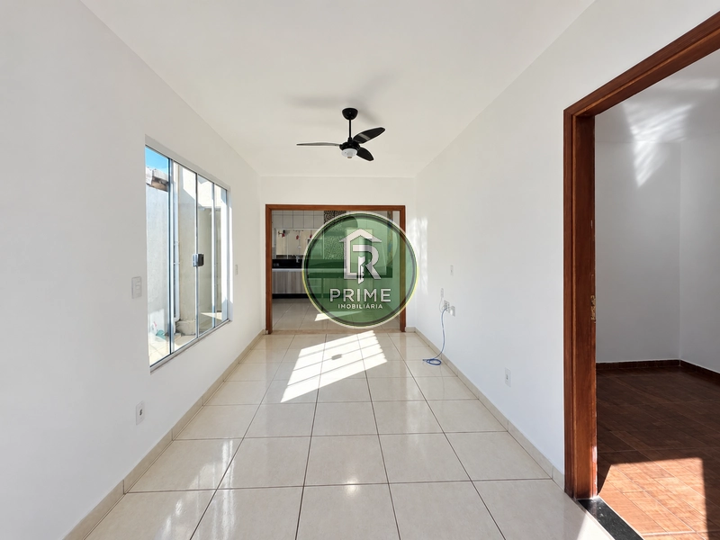 CASA DISPONÍVEL PARA LOCAÇÃO NO JARDIM DOS COMERCIÁRIOS – R$ 1.500,00: 1ª foto da galeria de imagens do imóvel