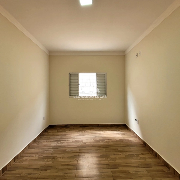 CASA À VENDA NO BAIRRO WILLIAMS COM 02 DORMITÓRIOS: 10ª foto da galeria de imagens do imóvel