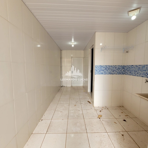 CASA À VENDA NO BAIRRO WILLIAMS COM 02 DORMITÓRIOS: 16ª foto da galeria de imagens do imóvel